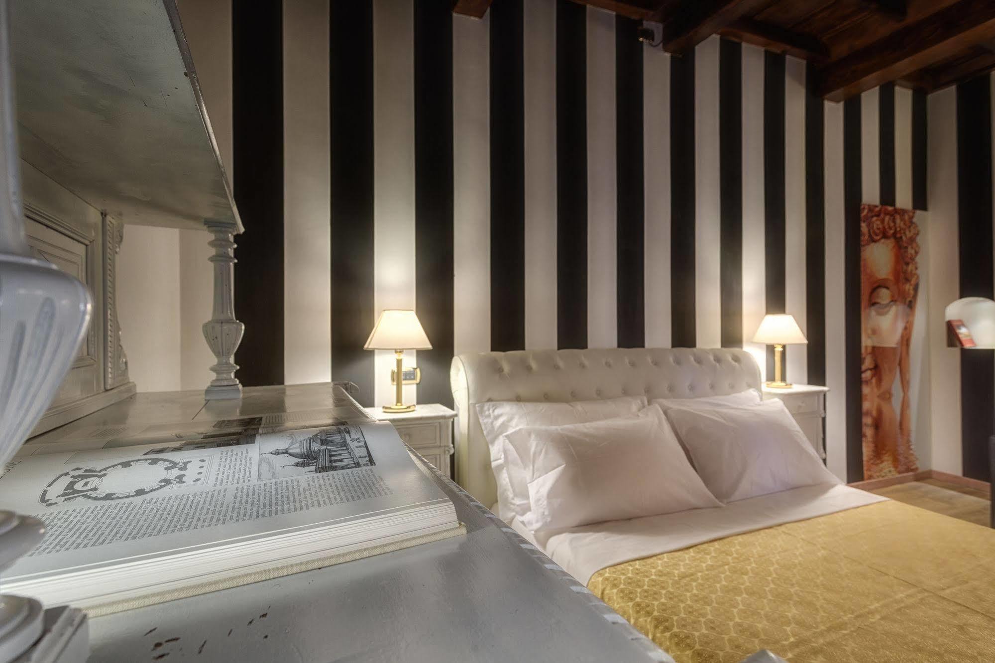 Tolentino Suites روما المظهر الخارجي الصورة