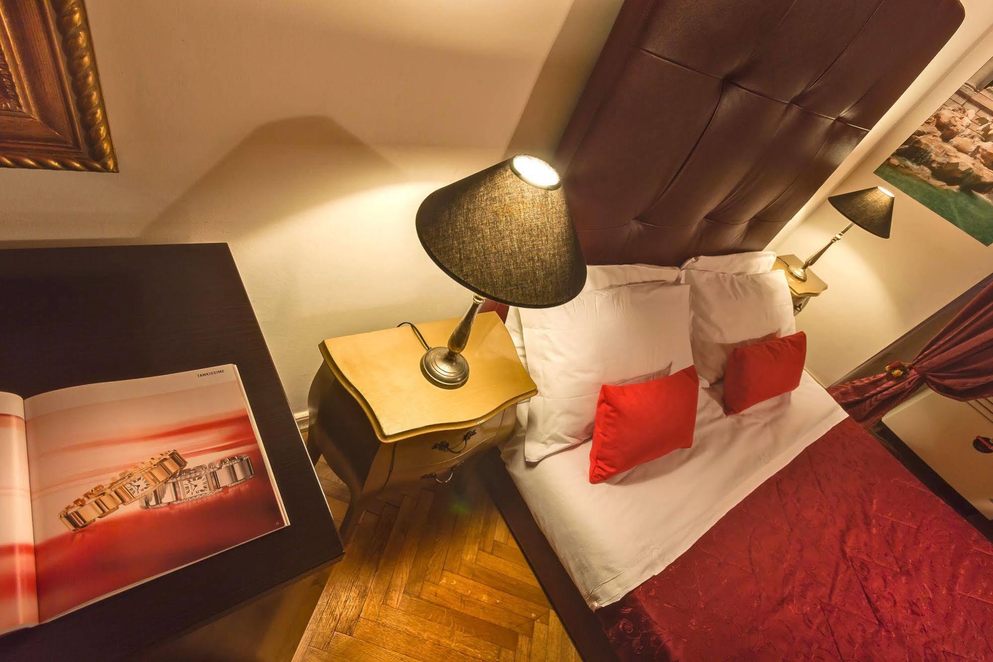 Tolentino Suites روما المظهر الخارجي الصورة