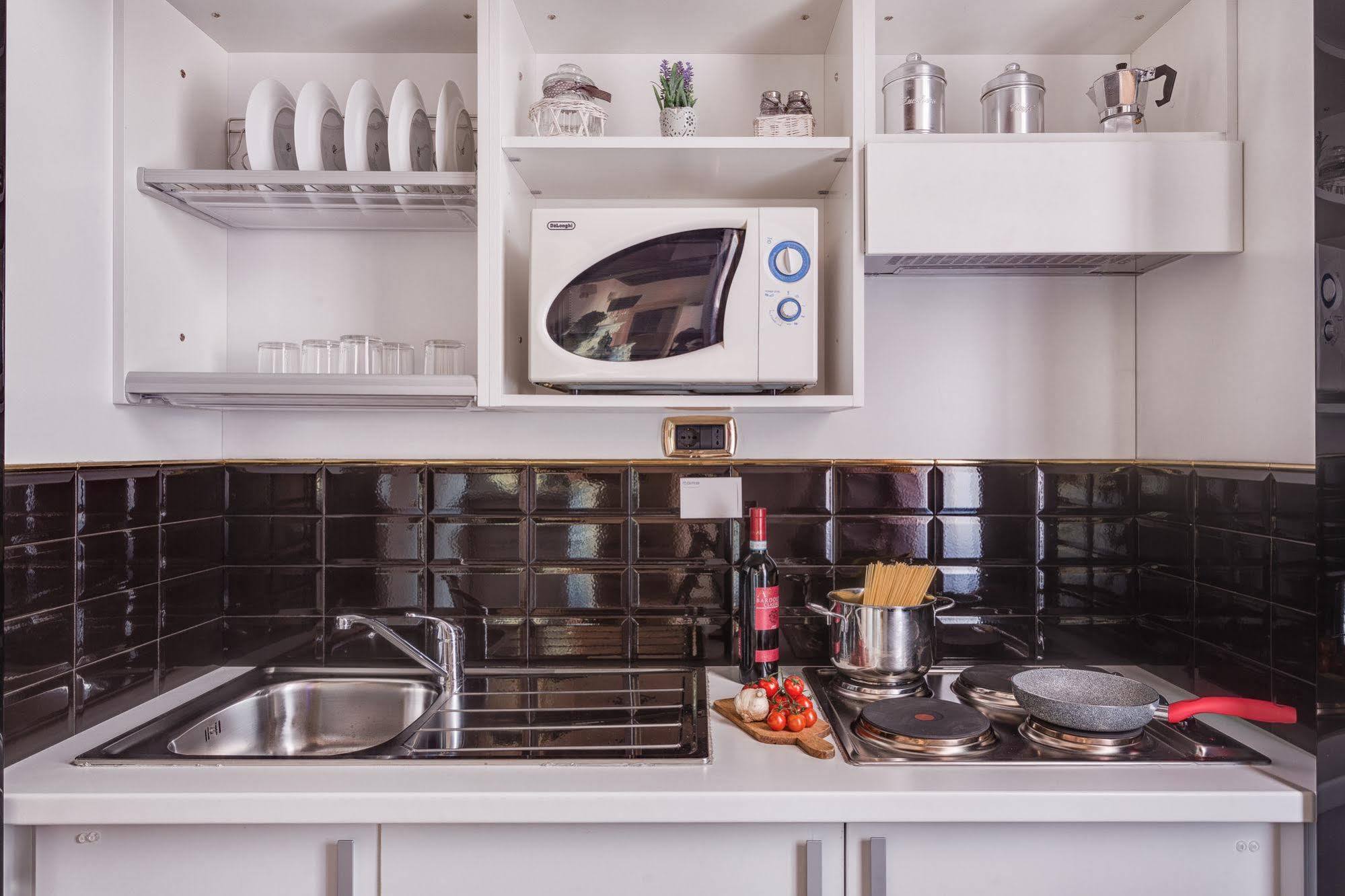 Tolentino Suites روما المظهر الخارجي الصورة