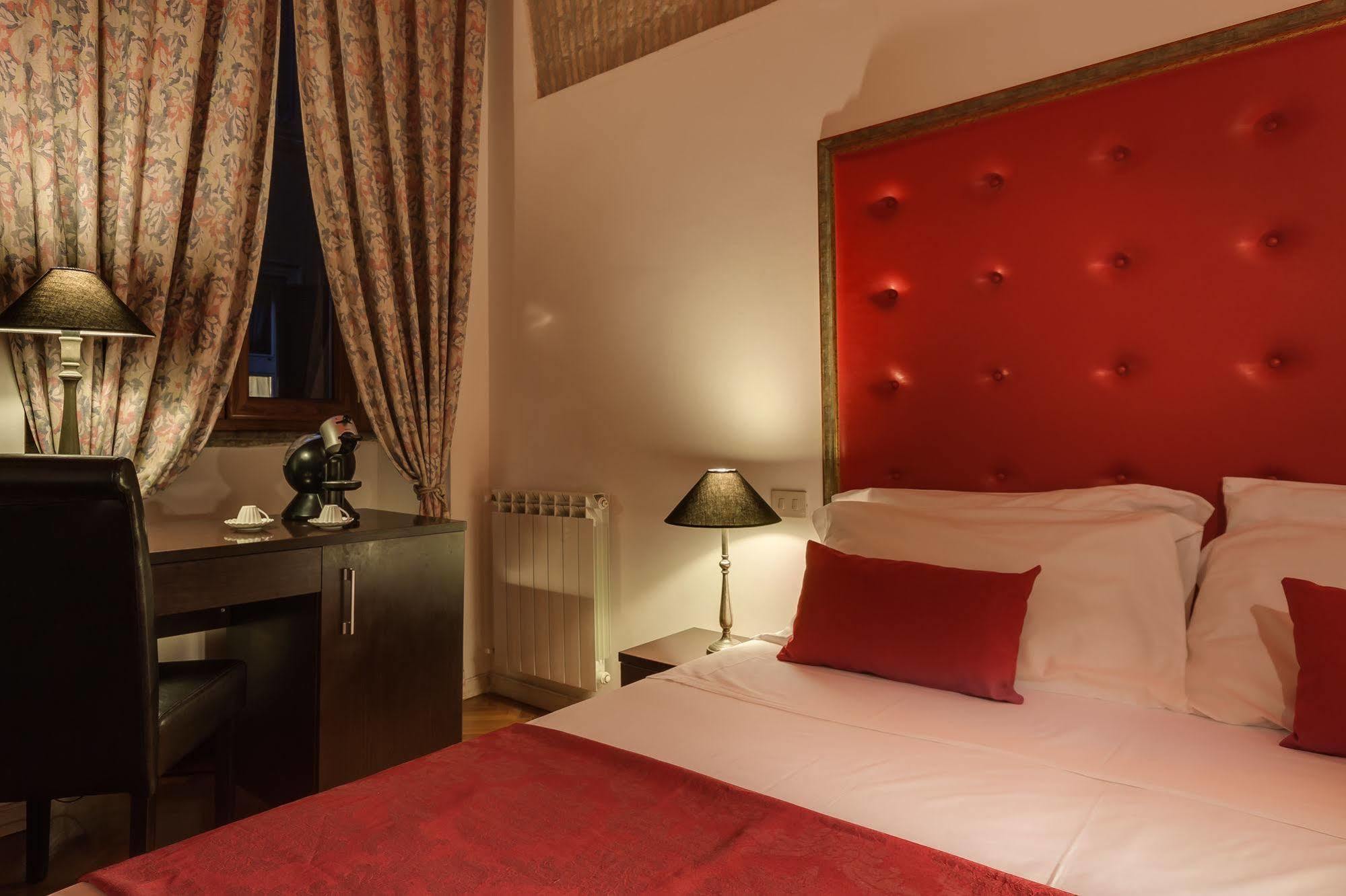 Tolentino Suites روما المظهر الخارجي الصورة